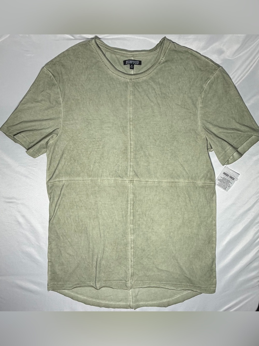 Elwood Vintage Wash Short Sleeve Crew Neck T Shirt Men's Medium Sage Green NWT
